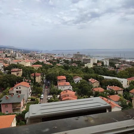 Bella Apartman